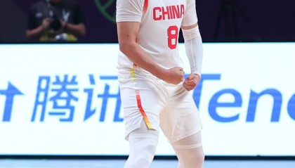 赵睿坦言赛场需保持激情 国家队队友助其情绪管理