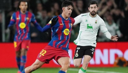 世体：卡萨多和贝尔纳尔愿意替补，他们对巴萨来说至关重要